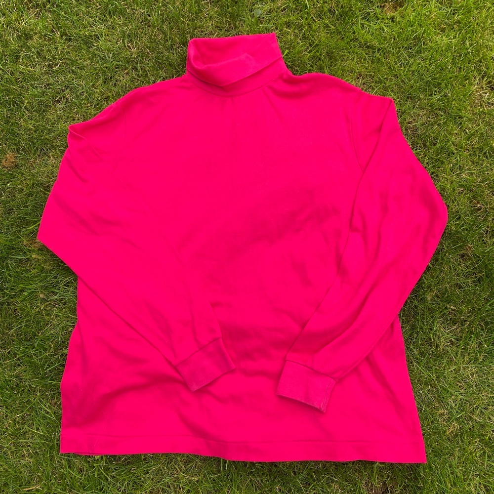 Rate Vintage REI Pink Turtle Neck